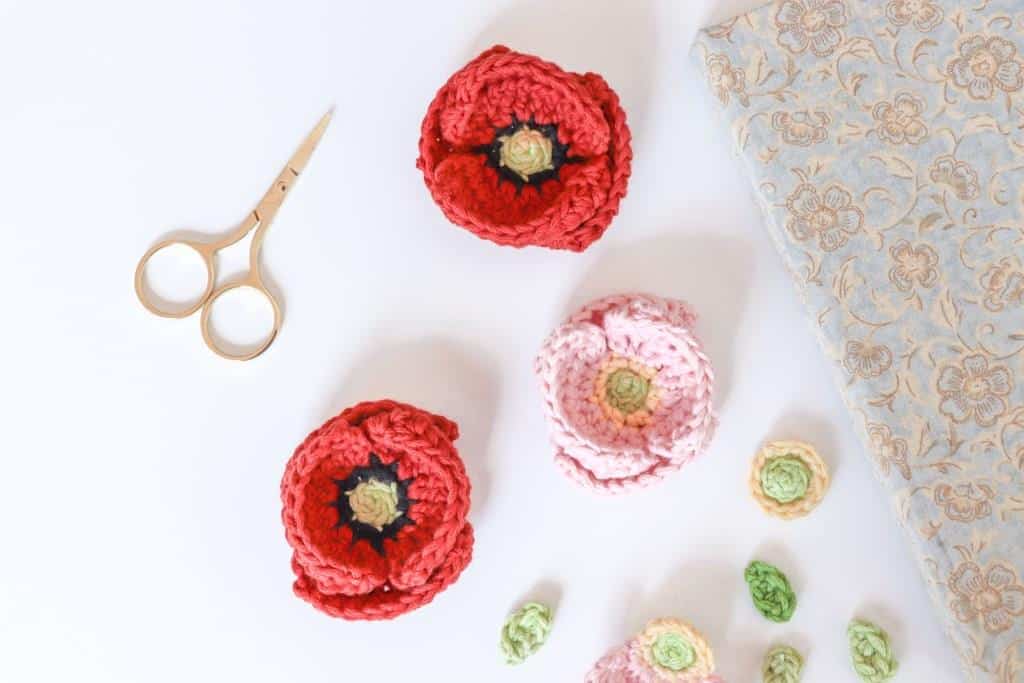 Red and pink crochet poppy flowers