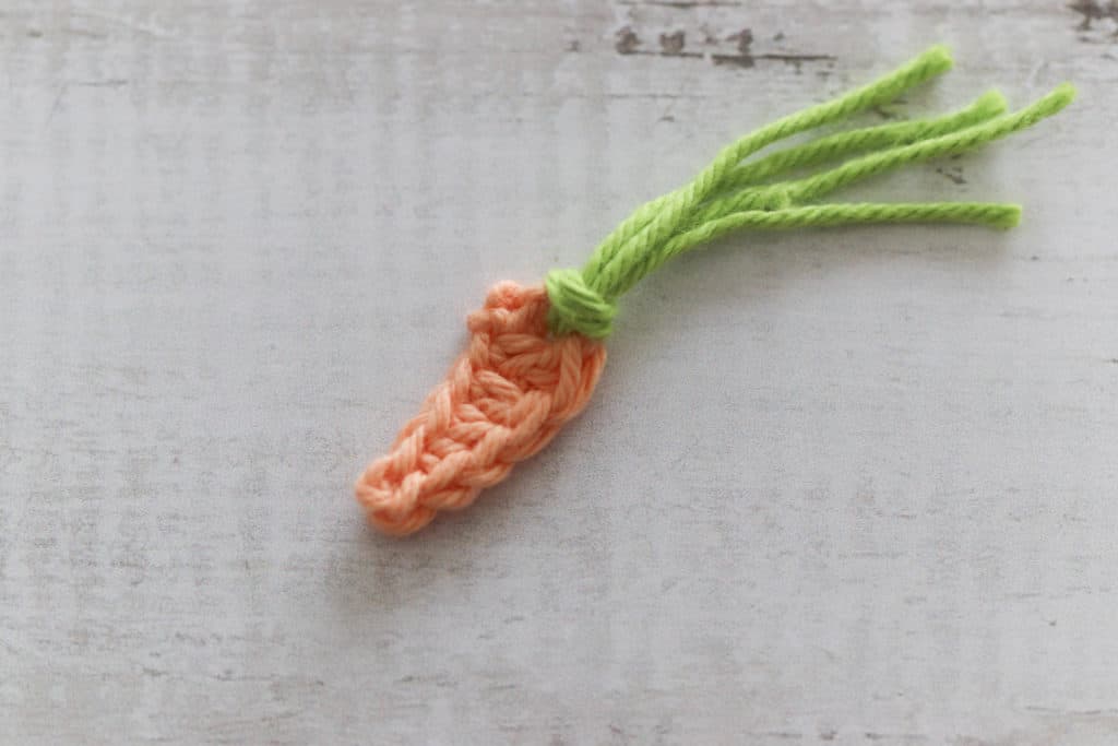 crochet carrot applique