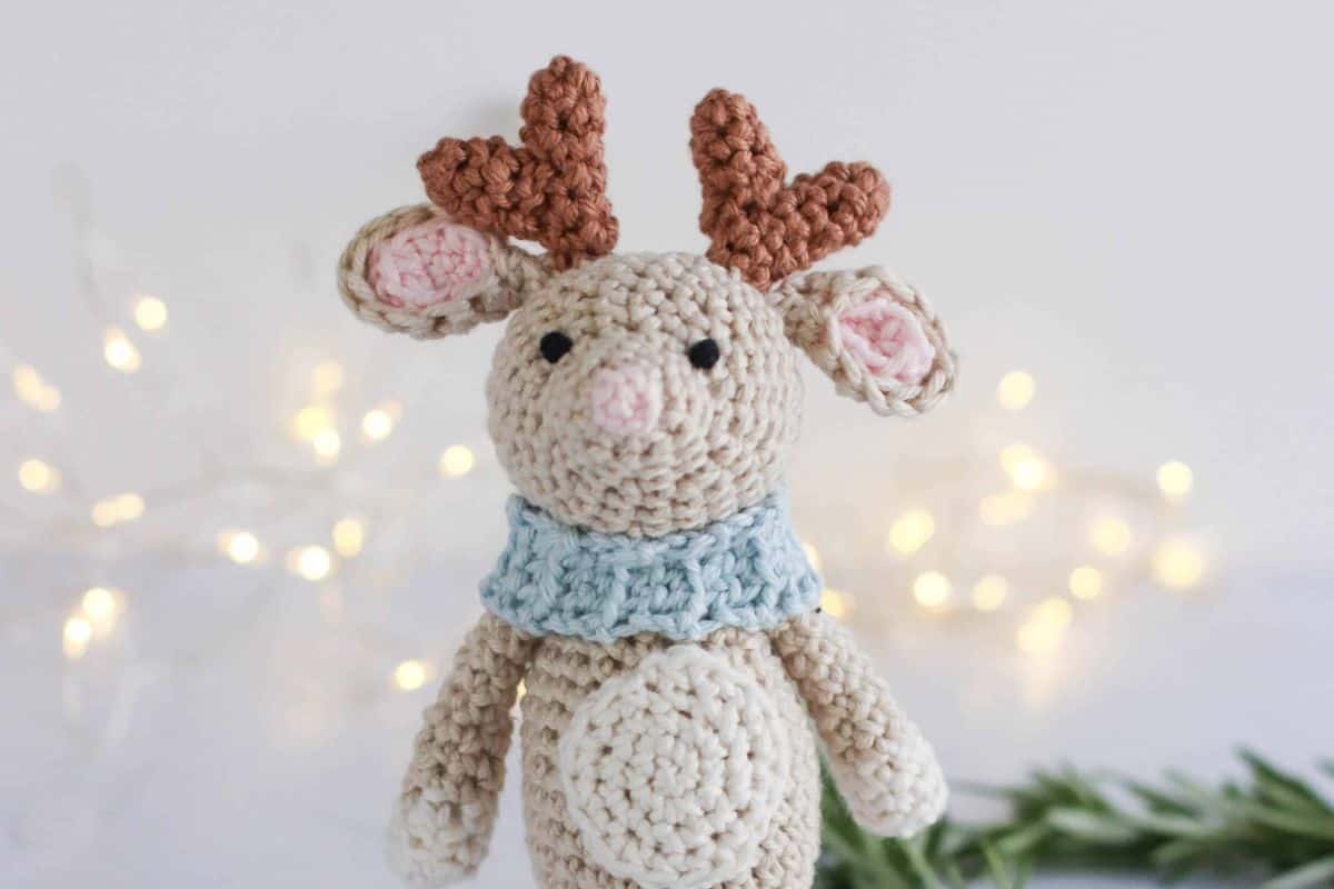 Free Christmas reindeer crochet pattern
