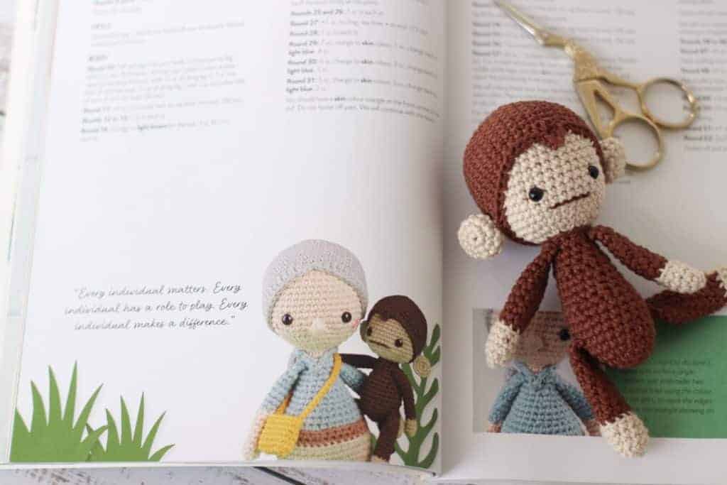 Crochet Iconic Women Book Review | Crochet your Hero