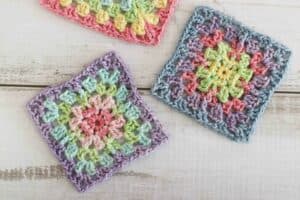 Hashtag Granny Square crochet pattern | modern crochet design