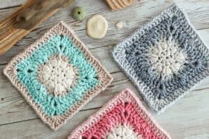 Sand dollar crochet square pattern