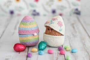 Crochet Easter egg pattern with crocket kitty